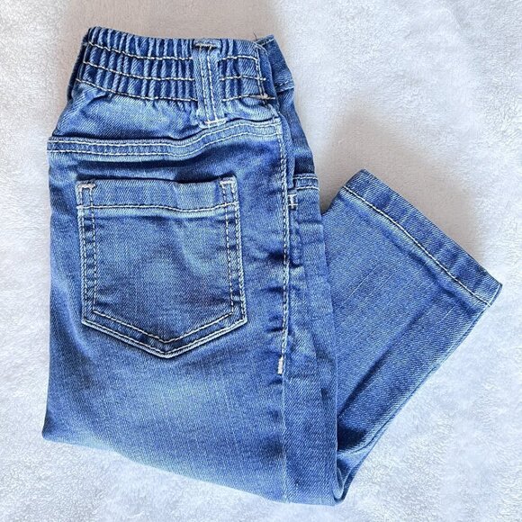 Toddler's Old Navy Straight Leg Jeans | Medium Wash | Size 12-18 Months - Picture 4 of 8